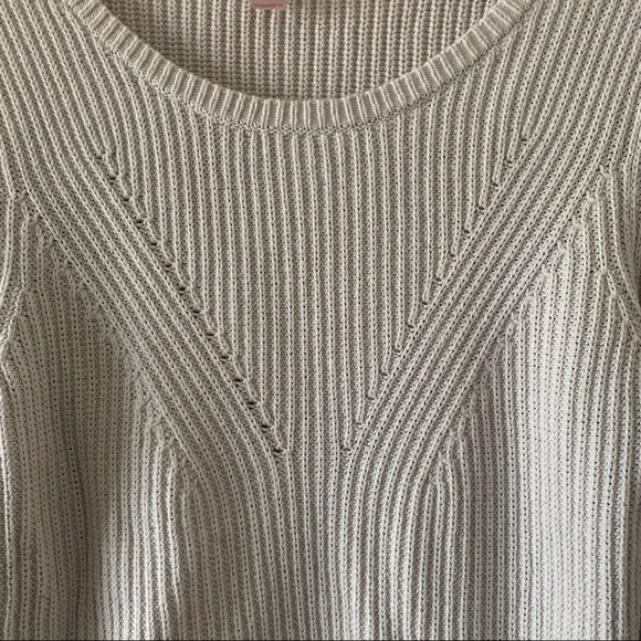 Victoria’s Secret sweater - Picture 3 of 4